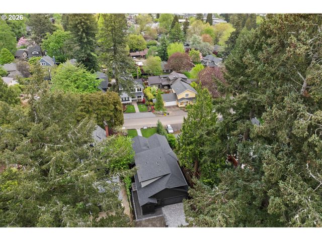 530 8TH St, Lake Oswego, OR 97034