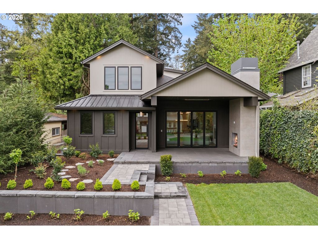 530 8TH St, Lake Oswego, OR 97034