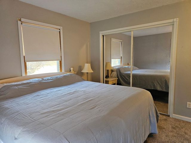 24271 Thousand Oaks Drive, Mattawan, MI 49071