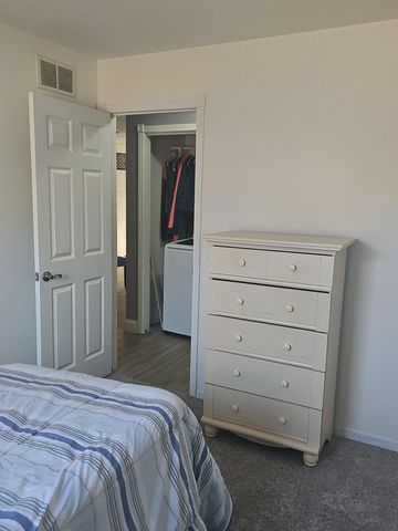 24271 Thousand Oaks Drive, Mattawan, MI 49071