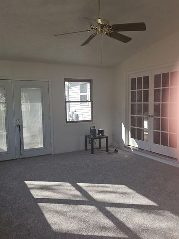 24271 Thousand Oaks Drive, Mattawan, MI 49071