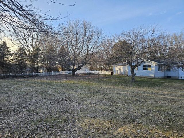 24271 Thousand Oaks Drive, Mattawan, MI 49071