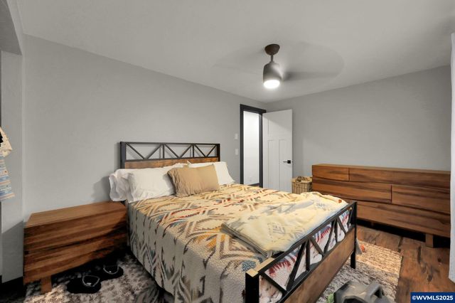 645 Riley Way Wy, Harrisburg, OR 97446