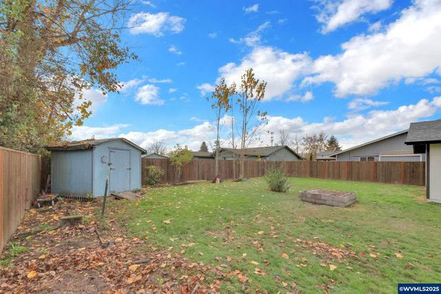 645 Riley Way Wy, Harrisburg, OR 97446