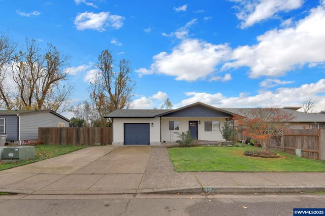 645 Riley Way Wy, Harrisburg, OR 97446