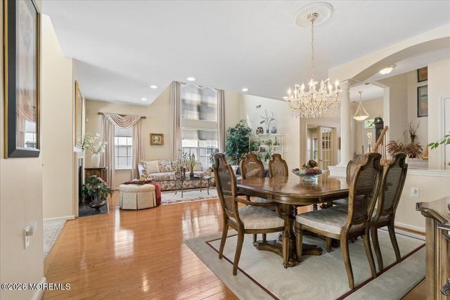 4 Gainsborough Court, Manalapan, NJ 07726