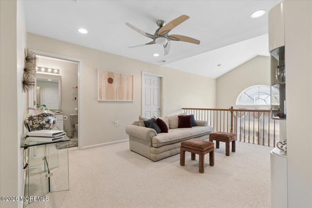 4 Gainsborough Court, Manalapan, NJ 07726