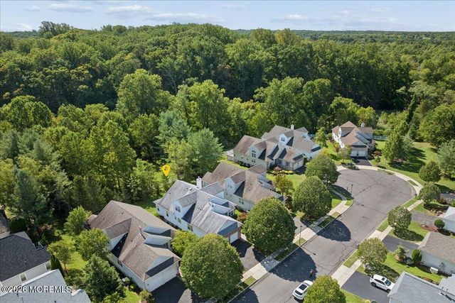 4 Gainsborough Court, Manalapan, NJ 07726