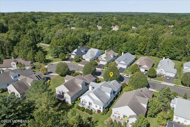 4 Gainsborough Court, Manalapan, NJ 07726