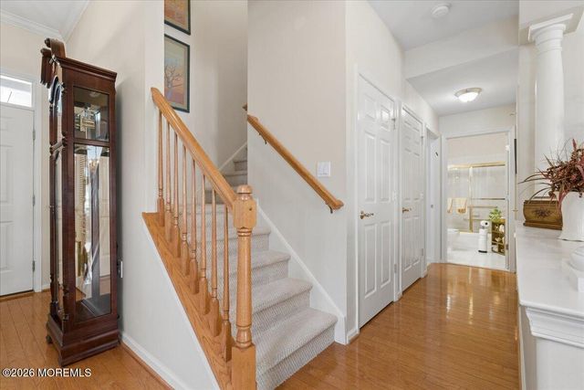 4 Gainsborough Court, Manalapan, NJ 07726