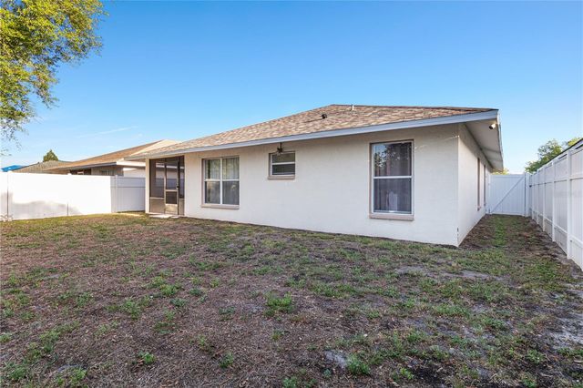 2209 PLEASURE RUN DRIVE, Ruskin, FL 33570