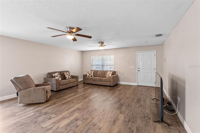 2209 PLEASURE RUN DRIVE, Ruskin, FL 33570