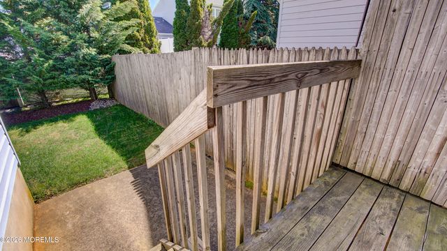 37 Hummingbird Court, Marlboro, NJ 07746