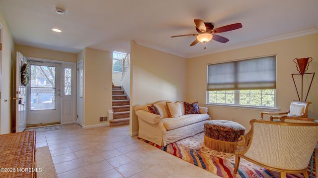 37 Hummingbird Court, Marlboro, NJ 07746