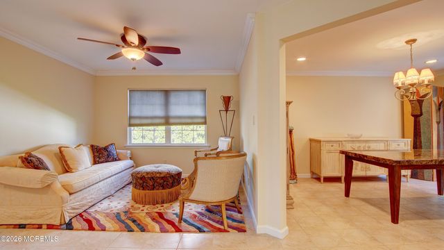 37 Hummingbird Court, Marlboro, NJ 07746