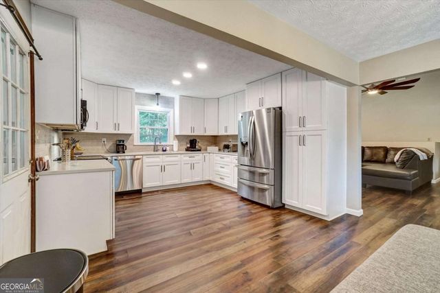 2681 Round Ridge Road, Loganville, GA 30052
