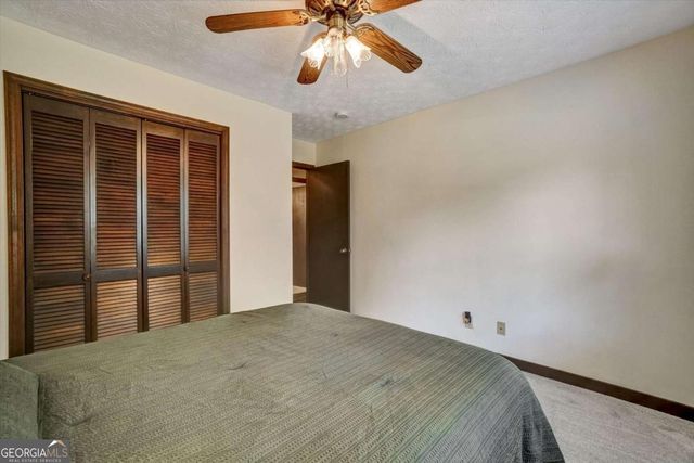 2681 Round Ridge Road, Loganville, GA 30052