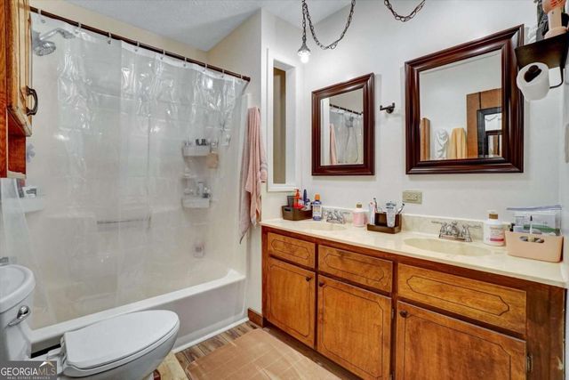 2681 Round Ridge Road, Loganville, GA 30052