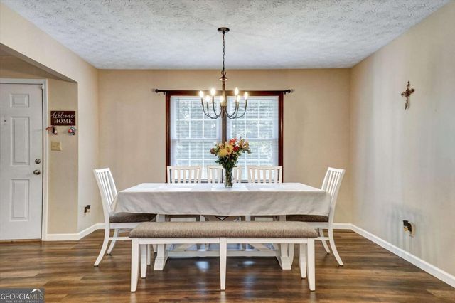 2681 Round Ridge Road, Loganville, GA 30052