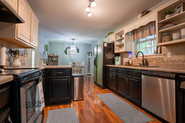 836 County Road 140, Valley Head, AL 35989