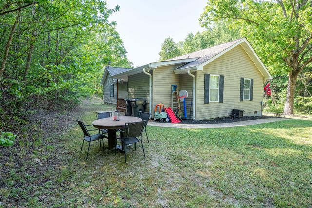 836 County Road 140, Valley Head, AL 35989