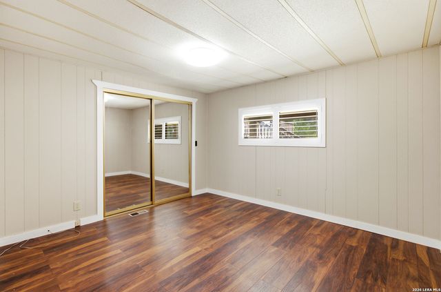 1501 SPRING RD, Pipe Creek, TX 78063