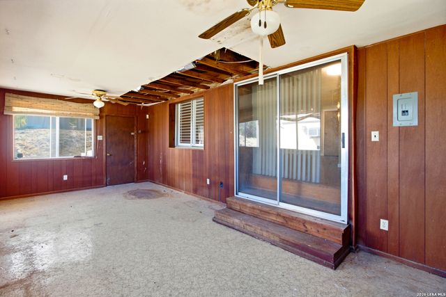 1501 SPRING RD, Pipe Creek, TX 78063