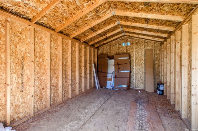 1501 SPRING RD, Pipe Creek, TX 78063