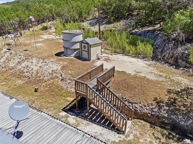 1501 SPRING RD, Pipe Creek, TX 78063
