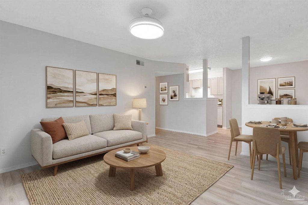 2303 W Michigan Ave B1, Pensacola, FL 32526