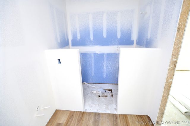 25130 S 519 Road, Park Hill, OK 74451