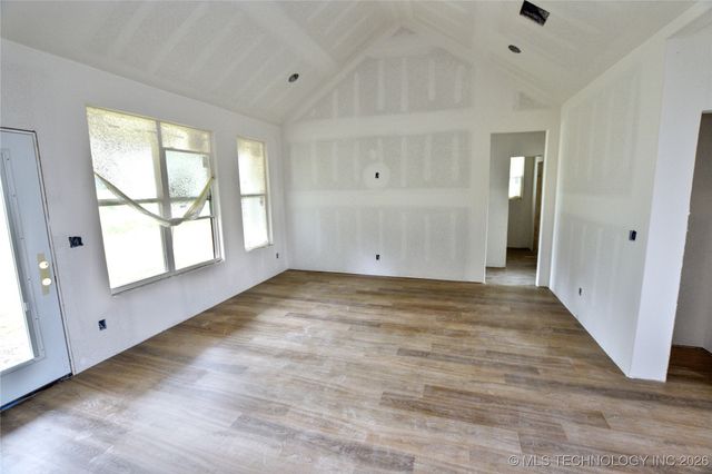 25130 S 519 Road, Park Hill, OK 74451