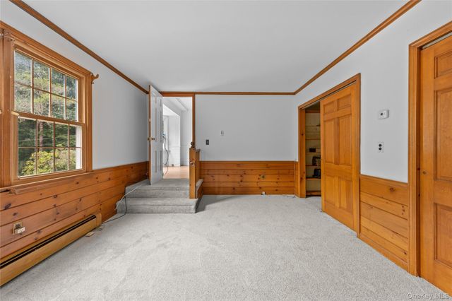 25 Sugar Toms Ridge, East Norwich, NY 11732