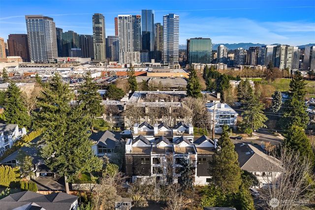419 99th Avenue NE, Bellevue, WA 98004