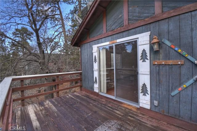 245 Vista, Sugarloaf, CA 92386