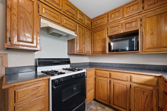 1912 Joslin Street, Cleburne, TX 76033