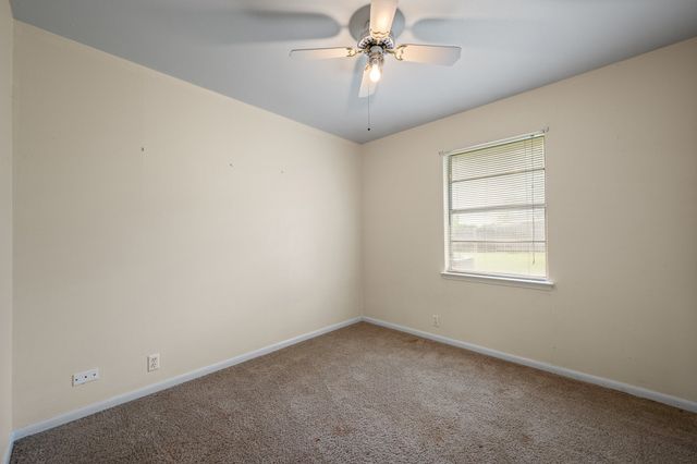 1912 Joslin Street, Cleburne, TX 76033