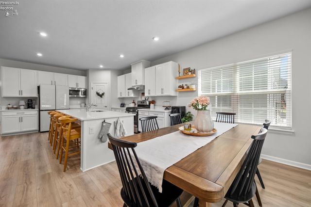 6223 Krystina Run, Lorain, OH 44053