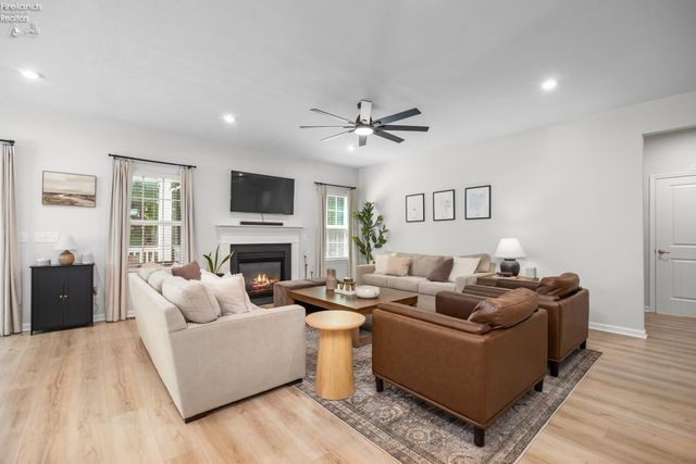 6223 Krystina Run, Lorain, OH 44053