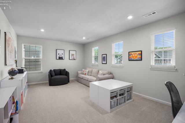 6223 Krystina Run, Lorain, OH 44053