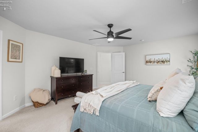 6223 Krystina Run, Lorain, OH 44053