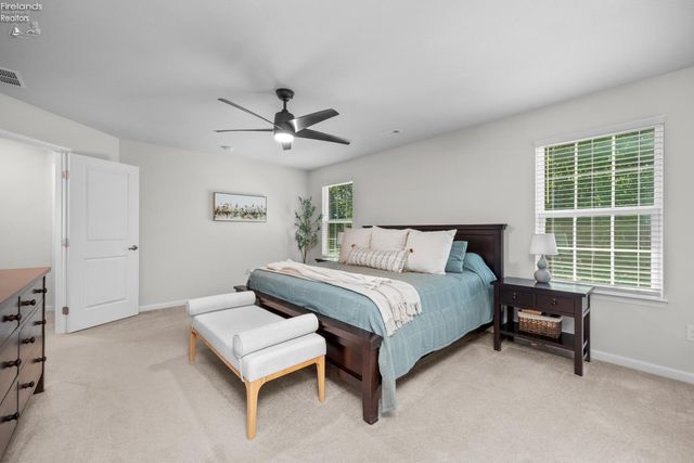 6223 Krystina Run, Lorain, OH 44053