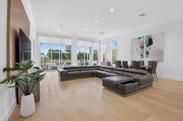 7743 Villa D Este Way, Delray Beach, FL 33446