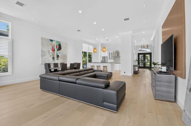 7743 Villa D Este Way, Delray Beach, FL 33446