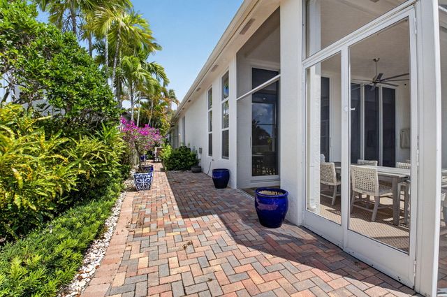 7743 Villa D Este Way, Delray Beach, FL 33446