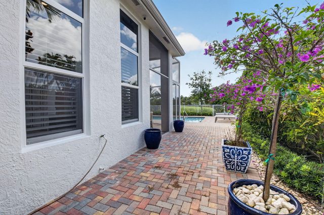 7743 Villa D Este Way, Delray Beach, FL 33446