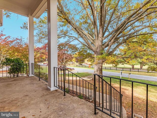 417 OLD WATERFORD RD NW, Leesburg, VA 20176