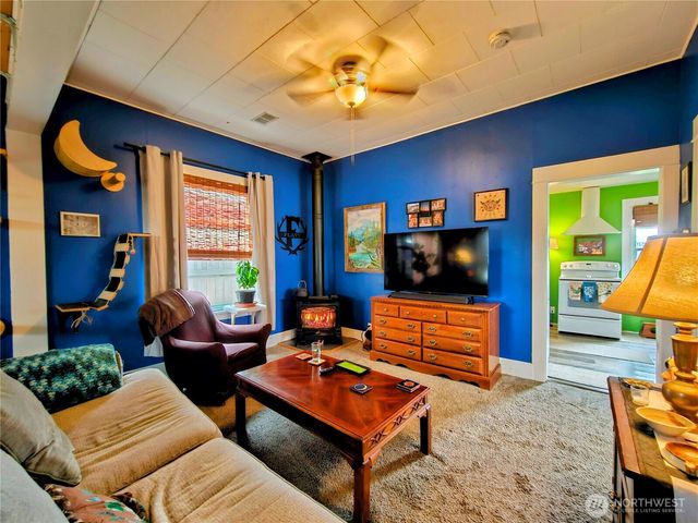 638 NW Folsom Street, Chehalis, WA 98532