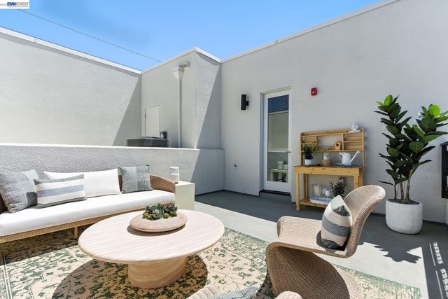 2005 Grand Street, Alameda, CA 94501