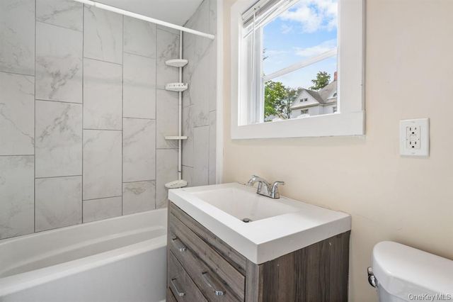 5 Mills Avenue, Middletown, NY 10940